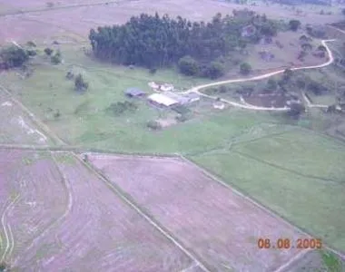 Essa fazenda no bairro Penha, em Paulo Lopes/SC, é uma oportunidade excepcional