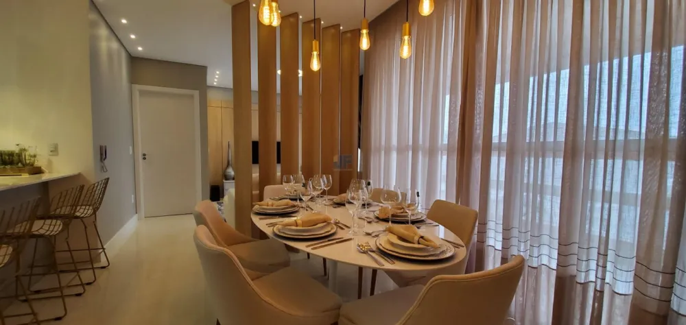 Venha morar no centro de Balneário Piçarras em um incrível apartamento.
