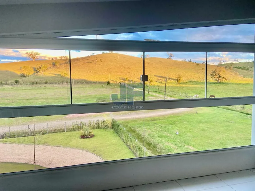 Vende-se um belíssimo Sítio/Chácara no centro da cidade de Itajaí. Com área tota