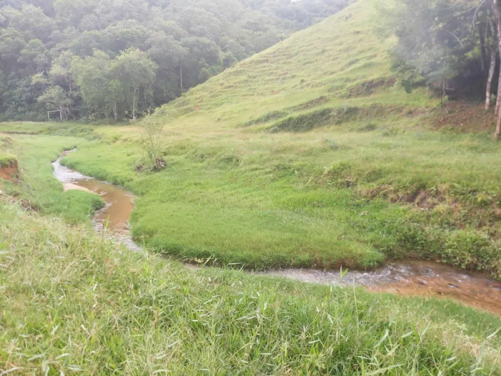 Essa propriedade em Brusque/SC com 139.260 m² é uma excelente oportunidade .