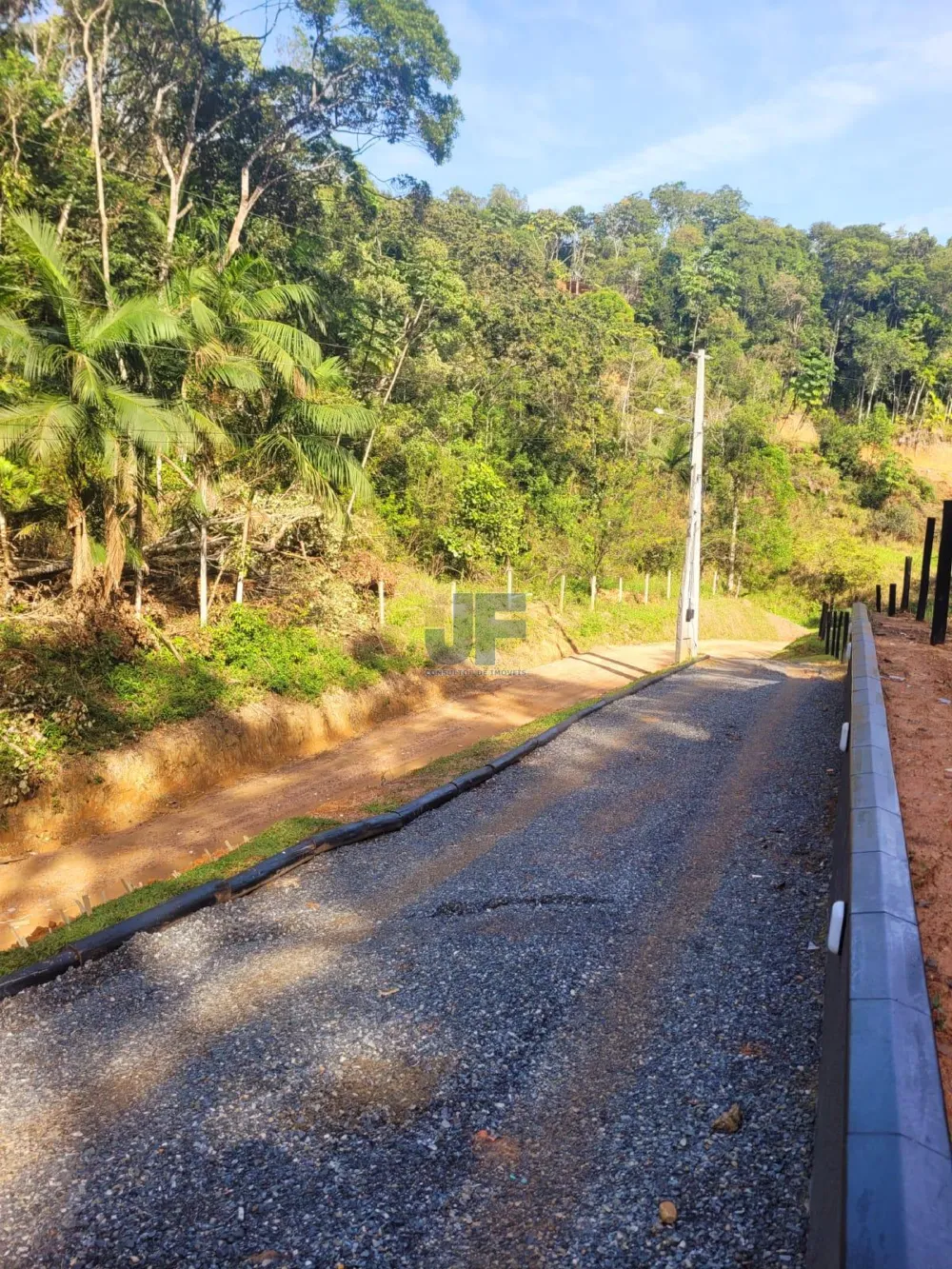  Linda Chácara de Alto Padrão  em Nova Trento Grande Florianopolis 