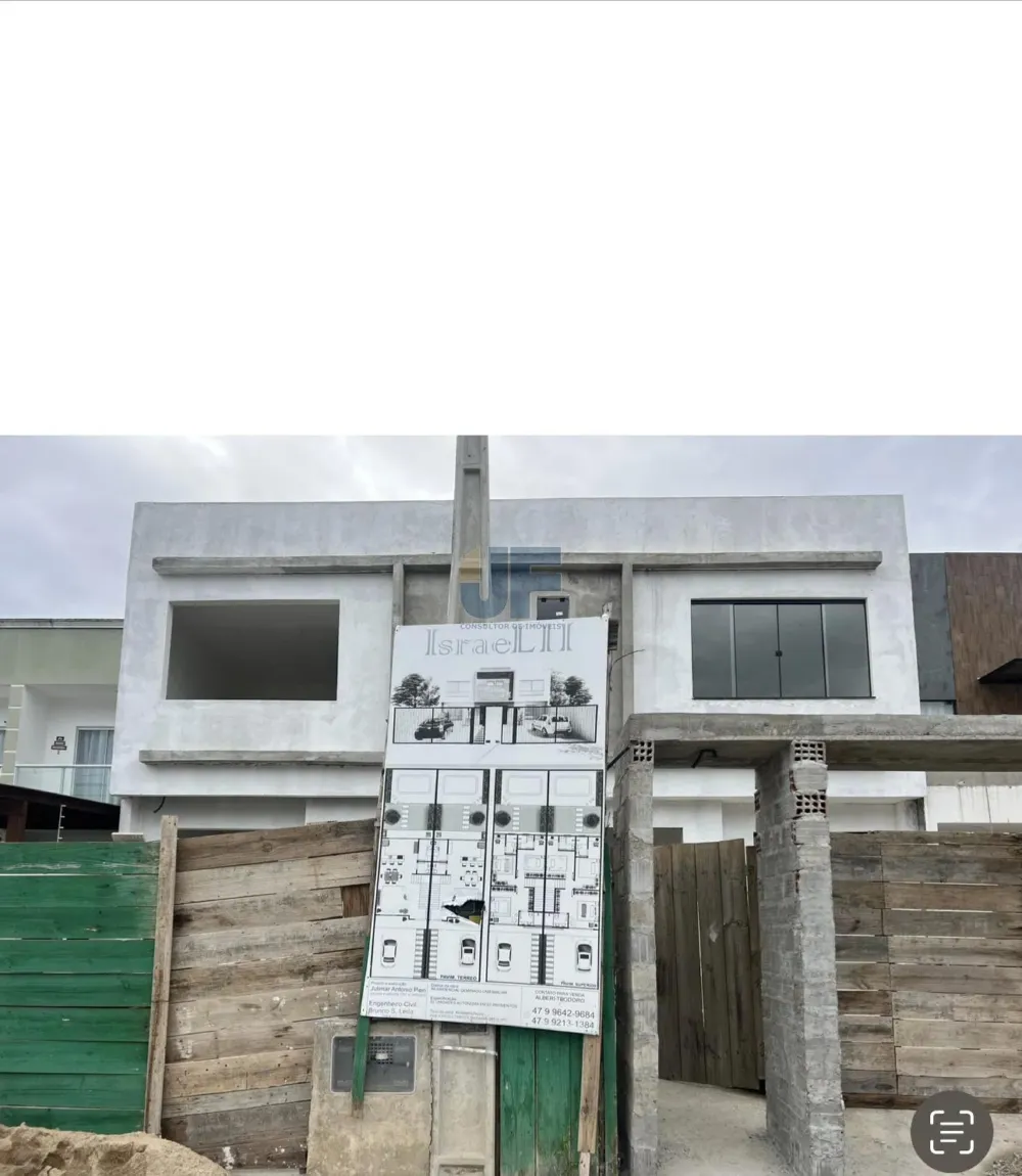 Sobrado 3 quartos para Venda no bairro Rio Pequeno em Camboriú