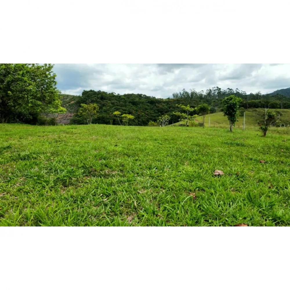 Excelente sítio a venda com área total de 6 hectares Canelinha SC