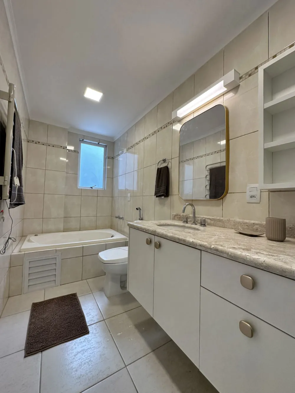 Apartamento 2 quartos para venda no bairro Centro em Balneário Camboriú