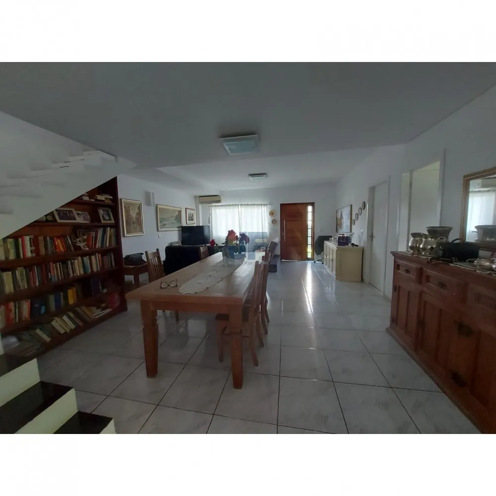 Casa 4 suítes para Venda no bairro Cedro em Camboriú