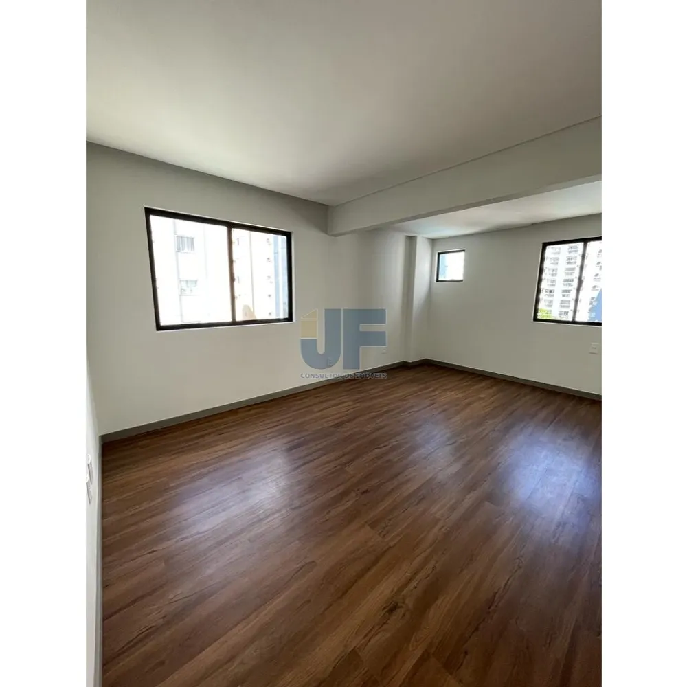 Apartamento para Venda no bairro Centro em Balneário Camboriú