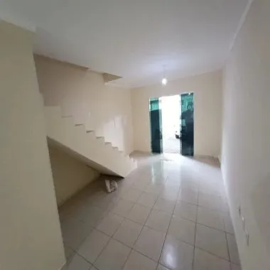 Sobrado à venda em Itapema – Alto São Bento | R$499.000,00