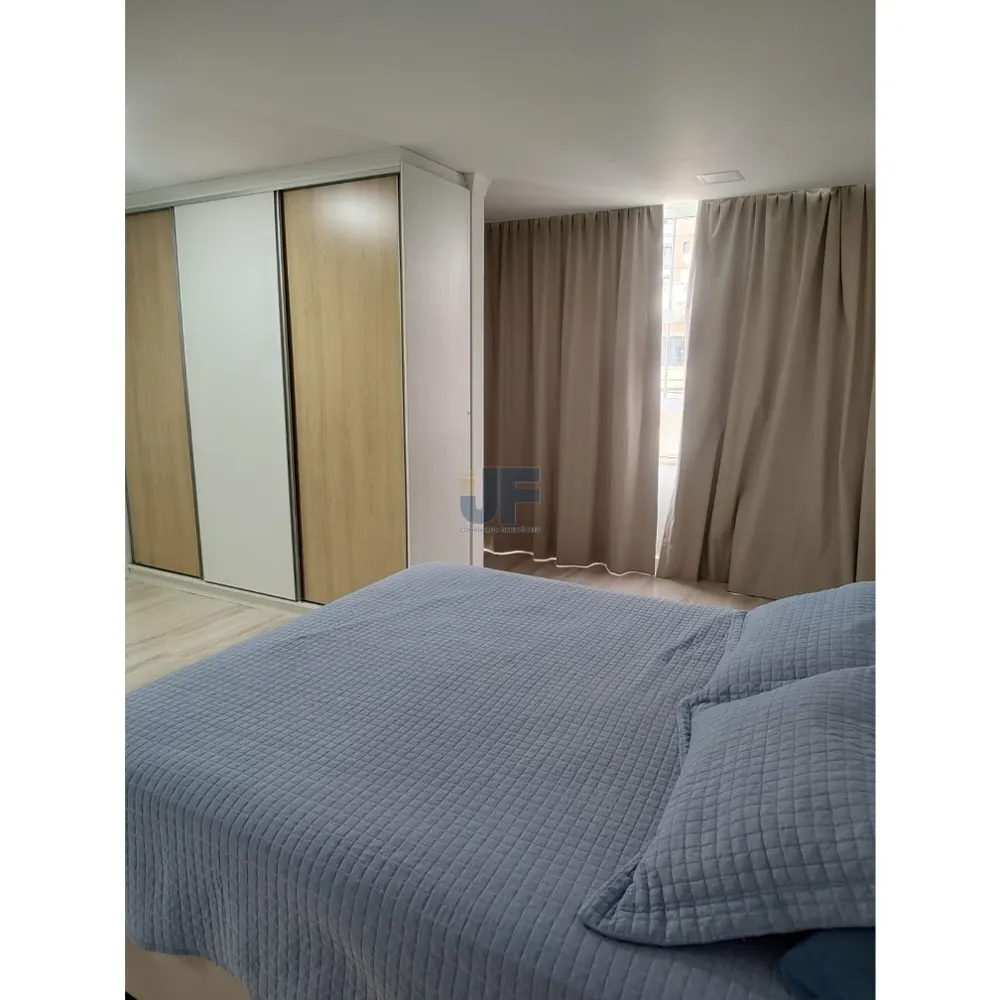 Maravilhoso Sobrado Mobiliado no Centro de Balneário Camboriú Localização privilegiada
