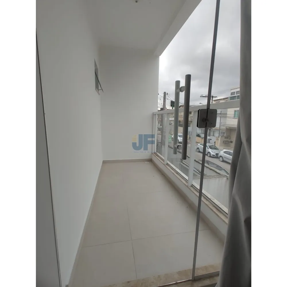 Maravilhoso Sobrado Mobiliado no Centro de Balneário Camboriú Localização privilegiada