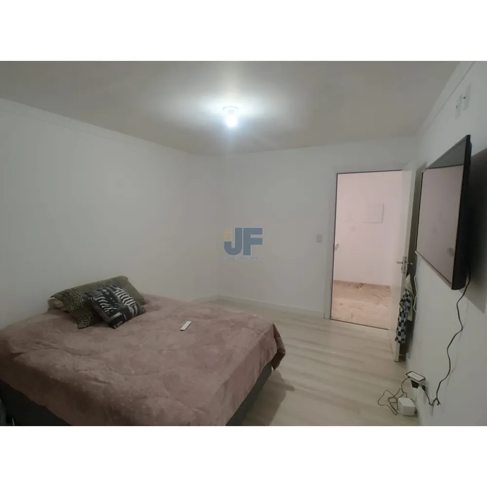 Maravilhoso Sobrado Mobiliado no Centro de Balneário Camboriú Localização privilegiada
