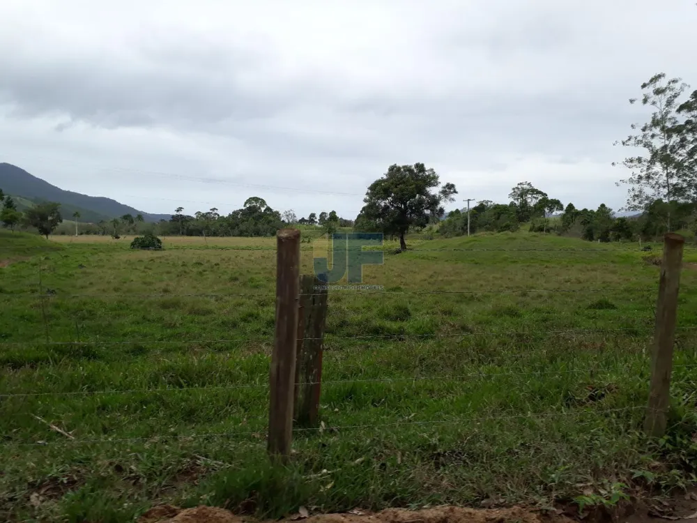 Fazenda em Paulo Lopes Fazenda completa , Santa Catarina, possui 530 hectares aproximadamente.