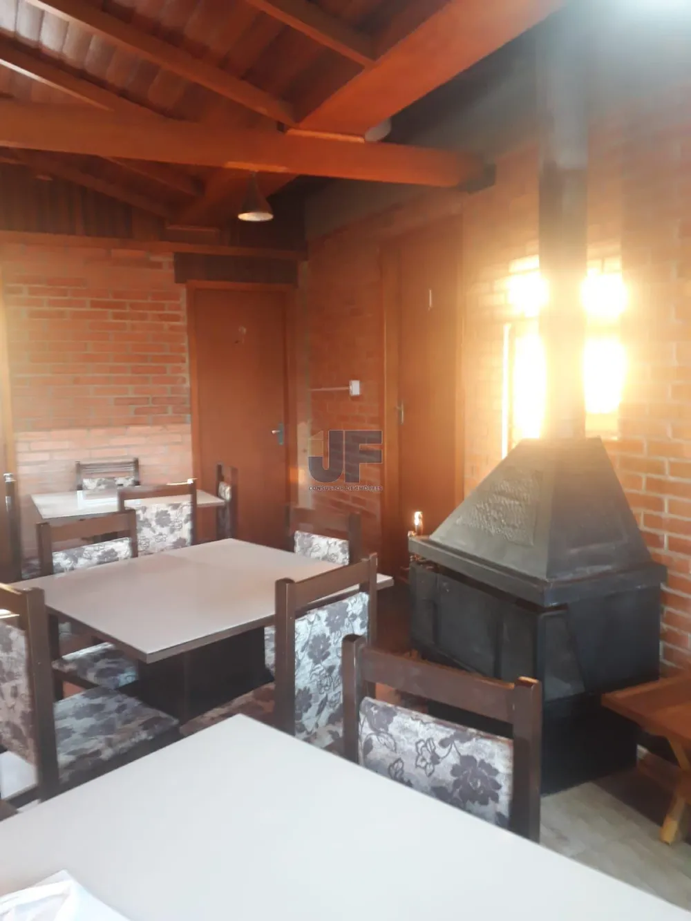 Oportunidade de investimento! Imóvel comercial localizado no Centro de São Francisco de Paula