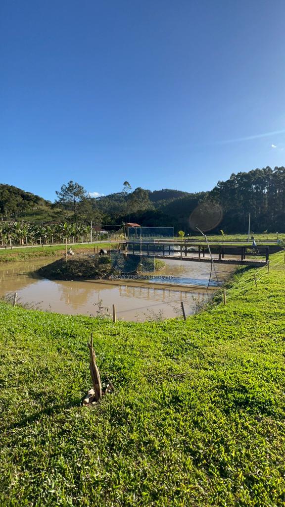 SÍTIO COM ESTRUTURA COMPLETA A VENDA EM TIJUCAS