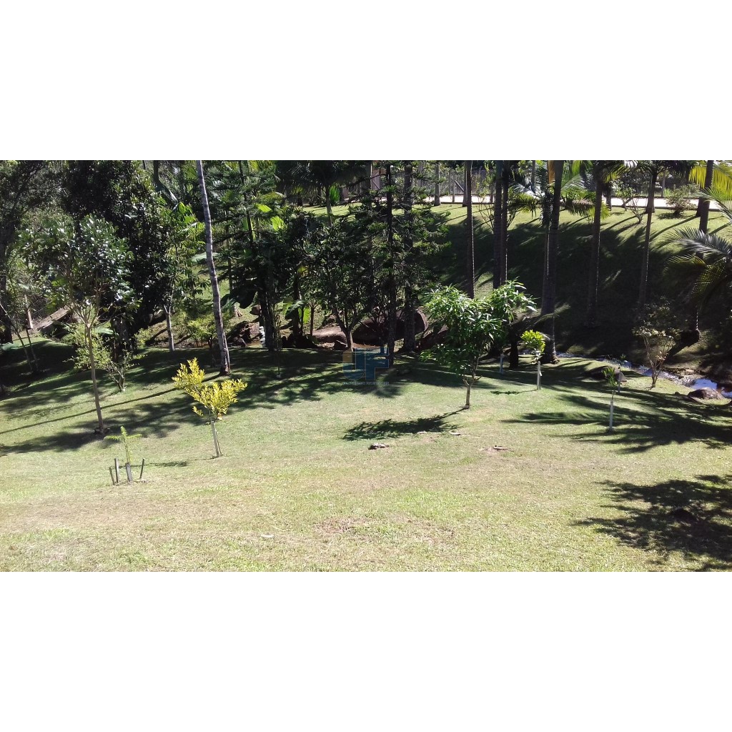 Sitio para Quem Tem Bom Gosto Encontra - Se A 24 Km De Balneário Camboriú    