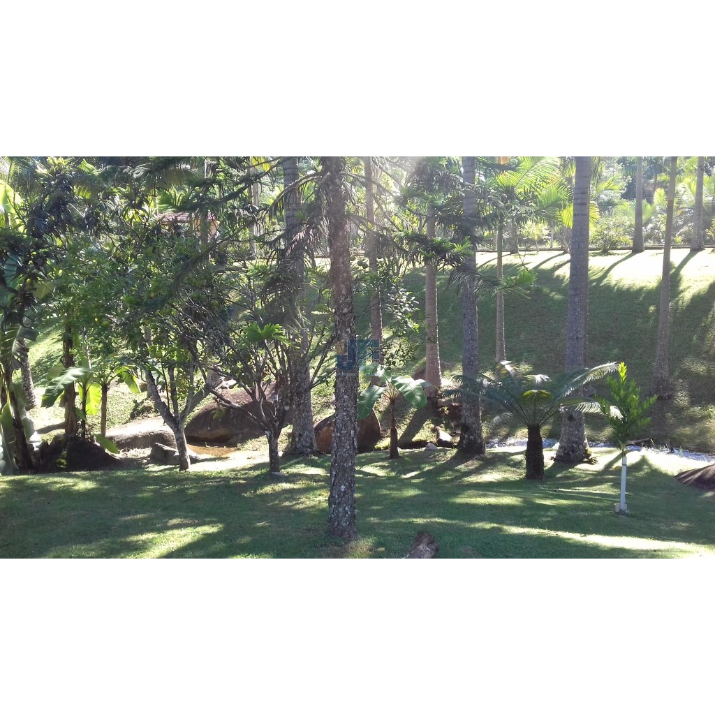 Sitio para Quem Tem Bom Gosto Encontra - Se A 24 Km De Balneário Camboriú    