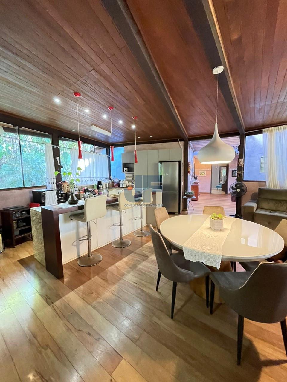 Esse sítio de alto padrão em Balneário Camboriú, no bairro Nova Esperança