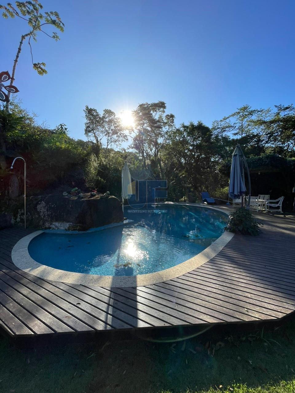 Esse sítio de alto padrão em Balneário Camboriú, no bairro Nova Esperança