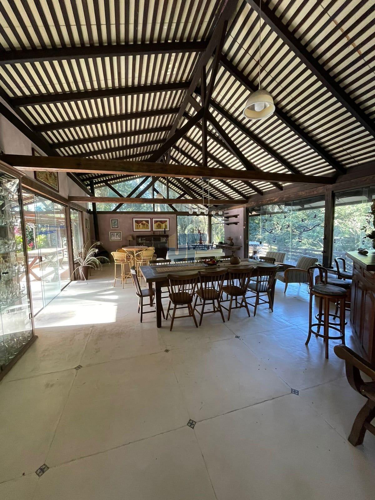 Esse sítio de alto padrão em Balneário Camboriú, no bairro Nova Esperança