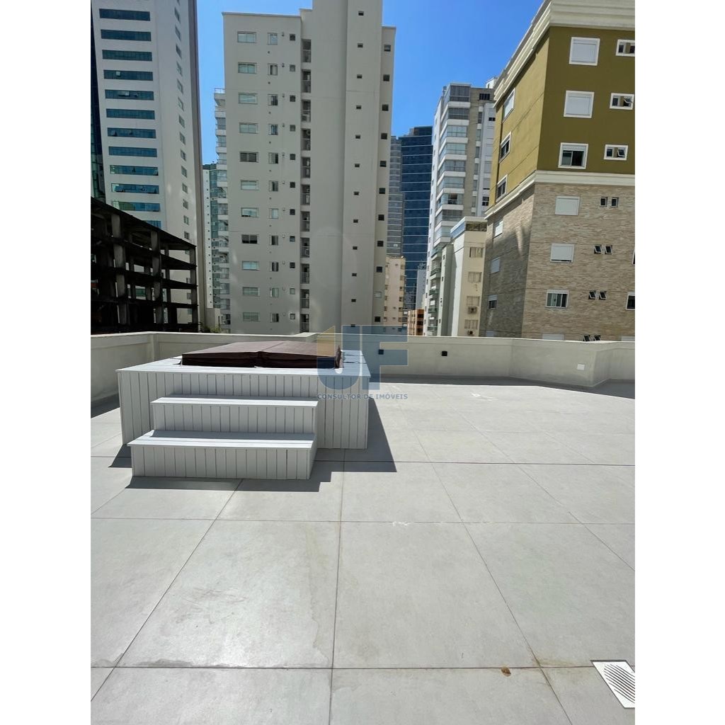Apartamento para Venda no bairro Centro em Balneário Camboriú