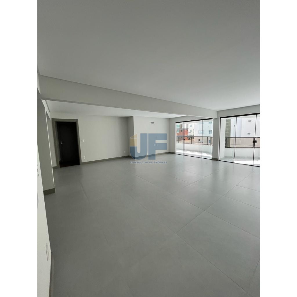 Apartamento para Venda no bairro Centro em Balneário Camboriú