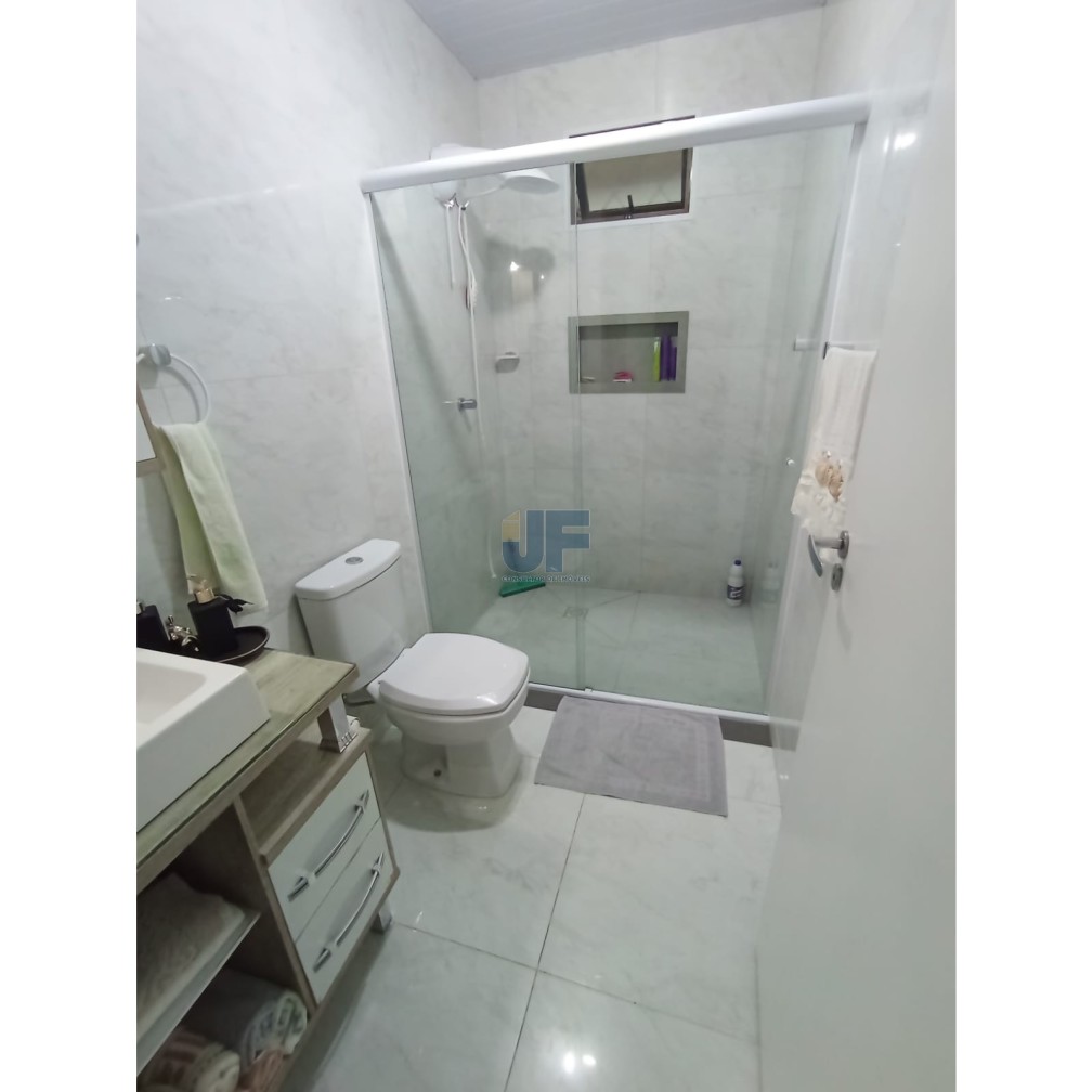 🏡 Sua nova casa espera por você! No bairro Lídia Duarte em Camboriú.