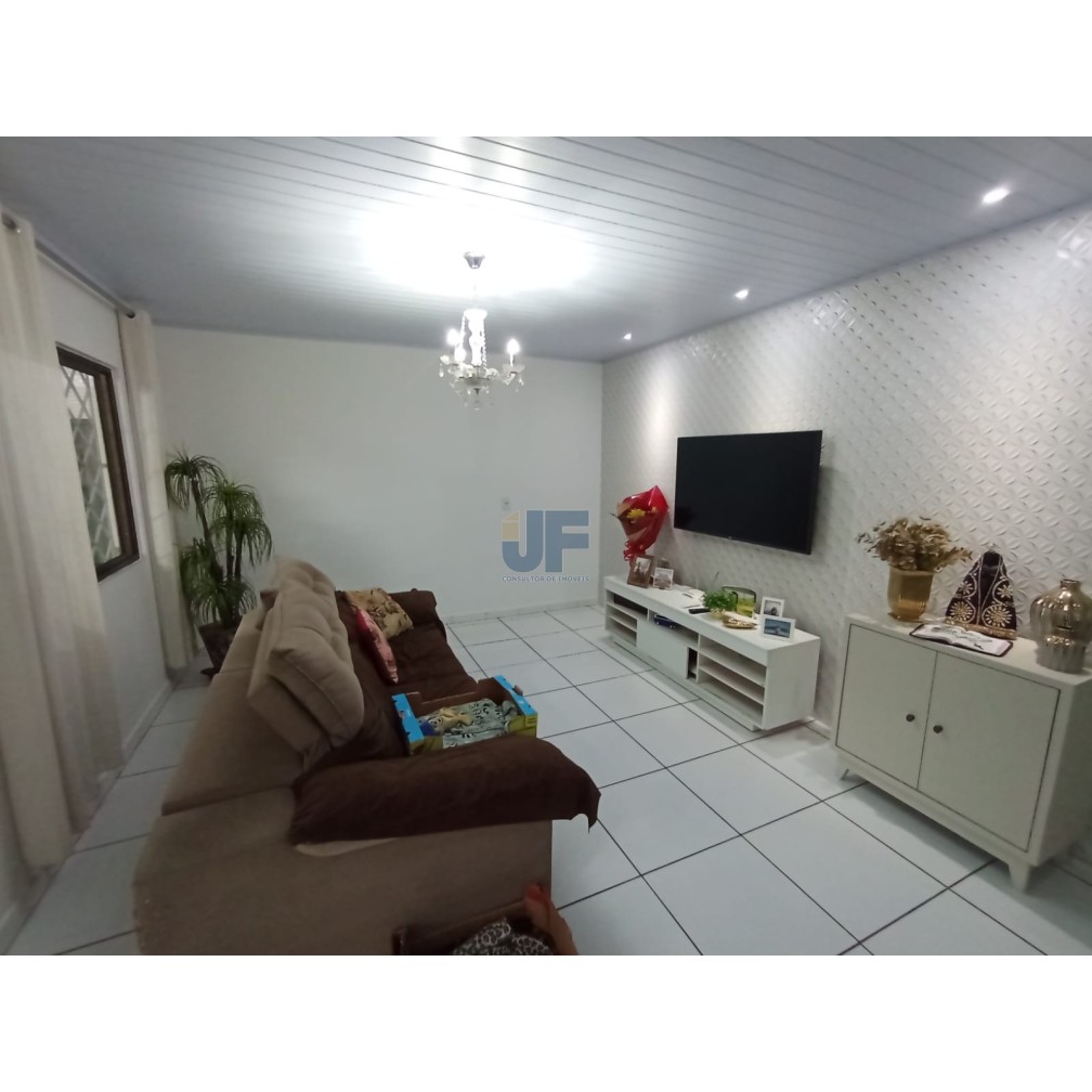 🏡 Sua nova casa espera por você! No bairro Lídia Duarte em Camboriú.