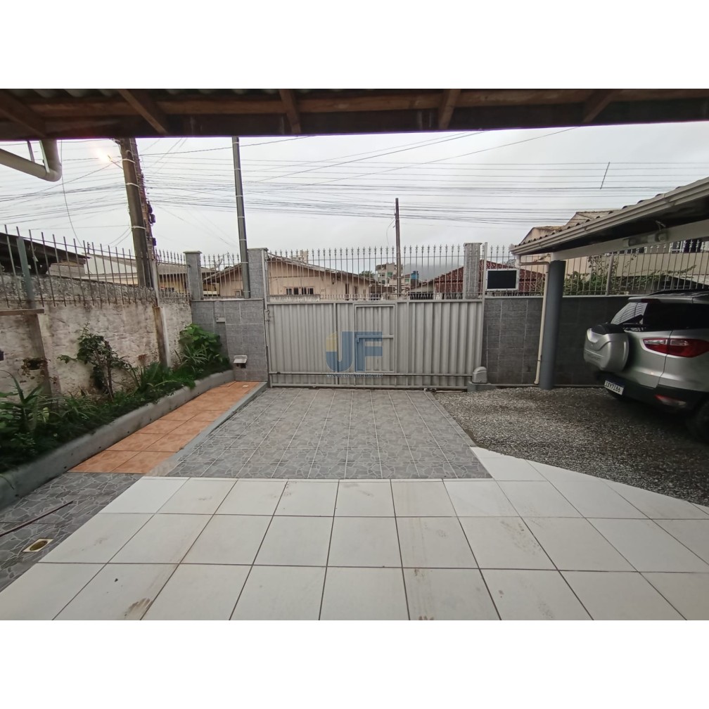 🏡 Sua nova casa espera por você! No bairro Lídia Duarte em Camboriú.